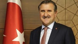 Bakan Osman Aşkın Bak, Fenerbahçe'yi kutladı